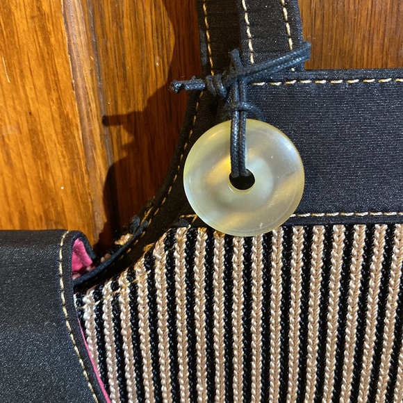 The SAK Bag vintage black and tan woven purse BAGP117 - Picture 9 of 11